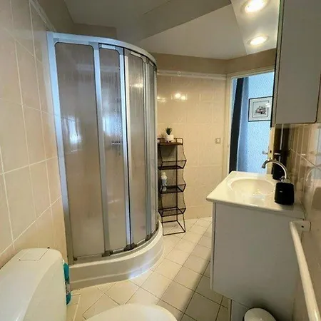 Vue Avec Parking - 4 Pers. - Fr-1-880-16 Apartman *